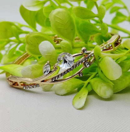 Imported Crystal Vine Bracelet